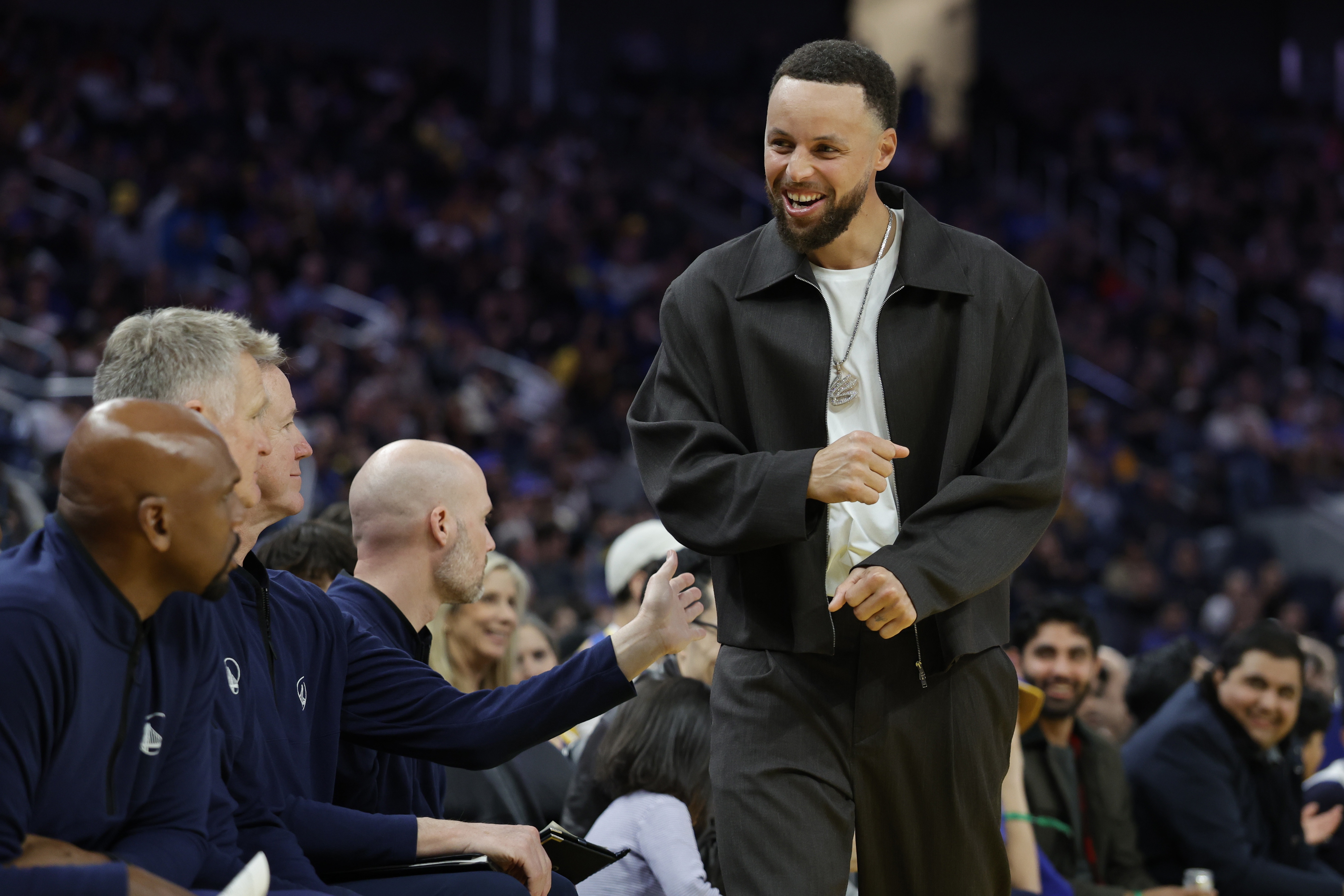 K1体育-10天后再复查！Slater：勇士几乎锁在附加赛区 不着急让库里复出