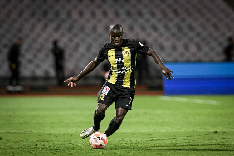 K1体育-德天空：费内巴切正在追逐坎特，球员愿意降薪加盟