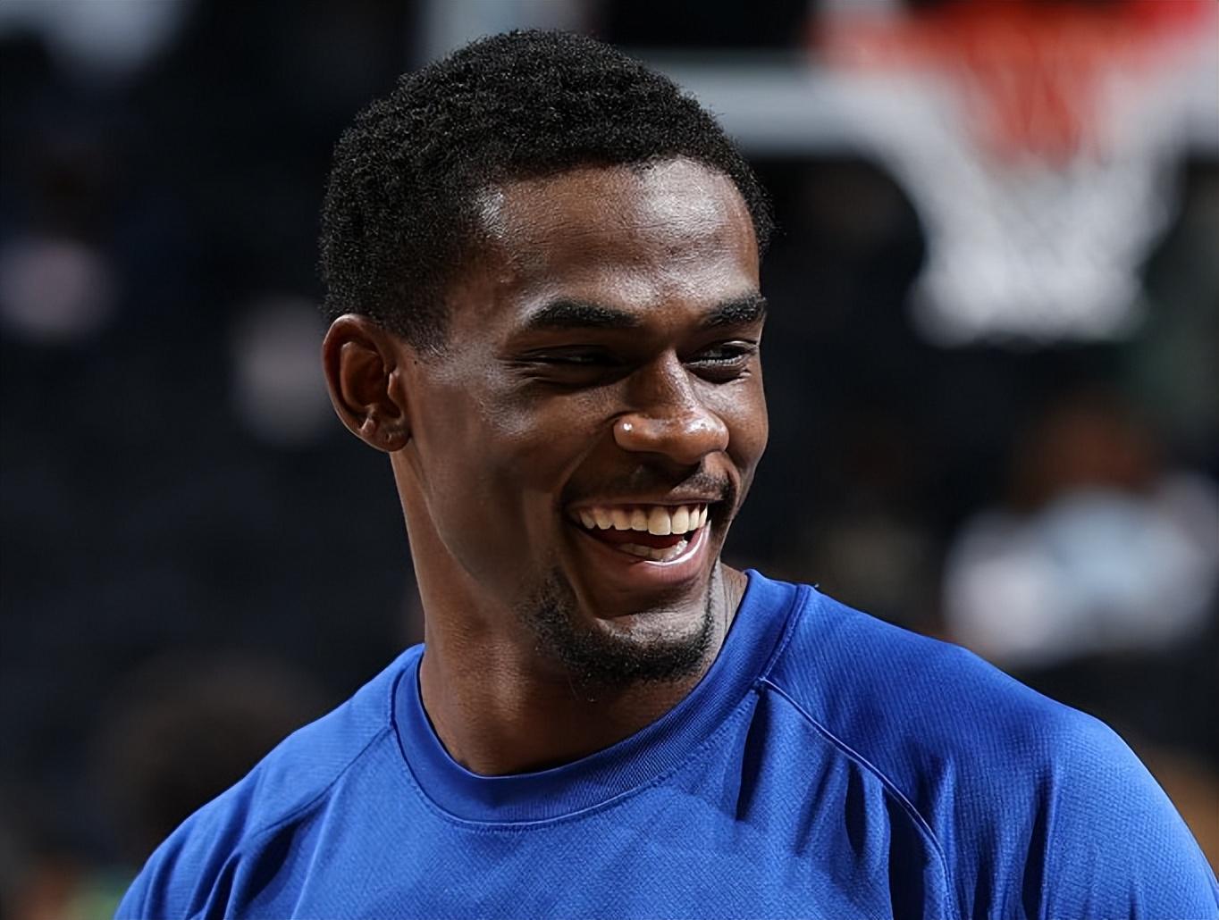 K1体育直播官方-8+11+8！NBA首轮最让人失望球星诞生，2.89亿美金顶薪要打折了