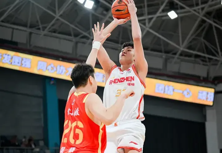 K1体育直播官方-本赛季常规赛广厦与深圳交手两次，双方各取得一场胜利